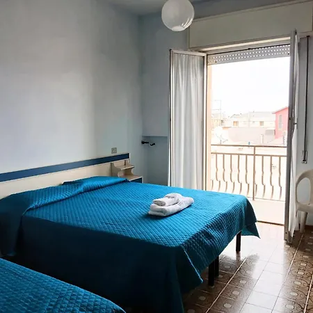 Rg018 - Bellaria, Comodo Bilocale Con Balcone Affacciato Sul Mare